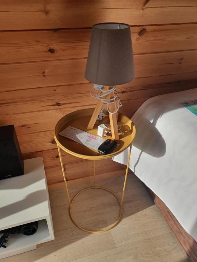 Priory Glamping Pods And Guest Accommodation 킬라니 외부 사진