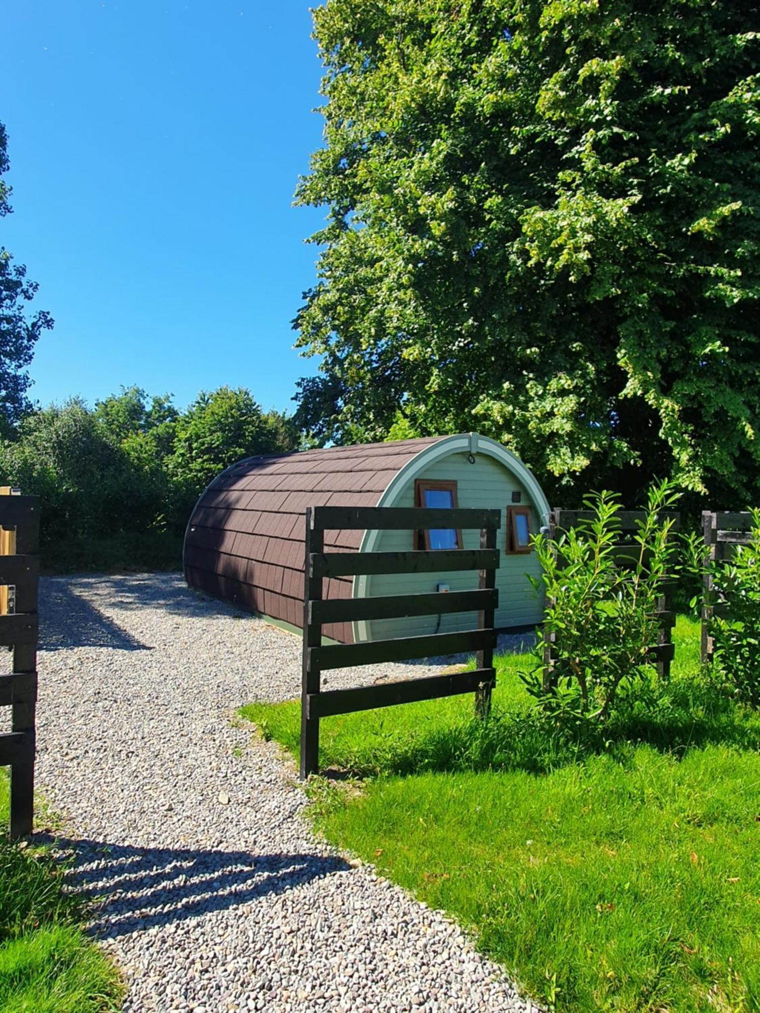 Priory Glamping Pods And Guest Accommodation 킬라니 외부 사진