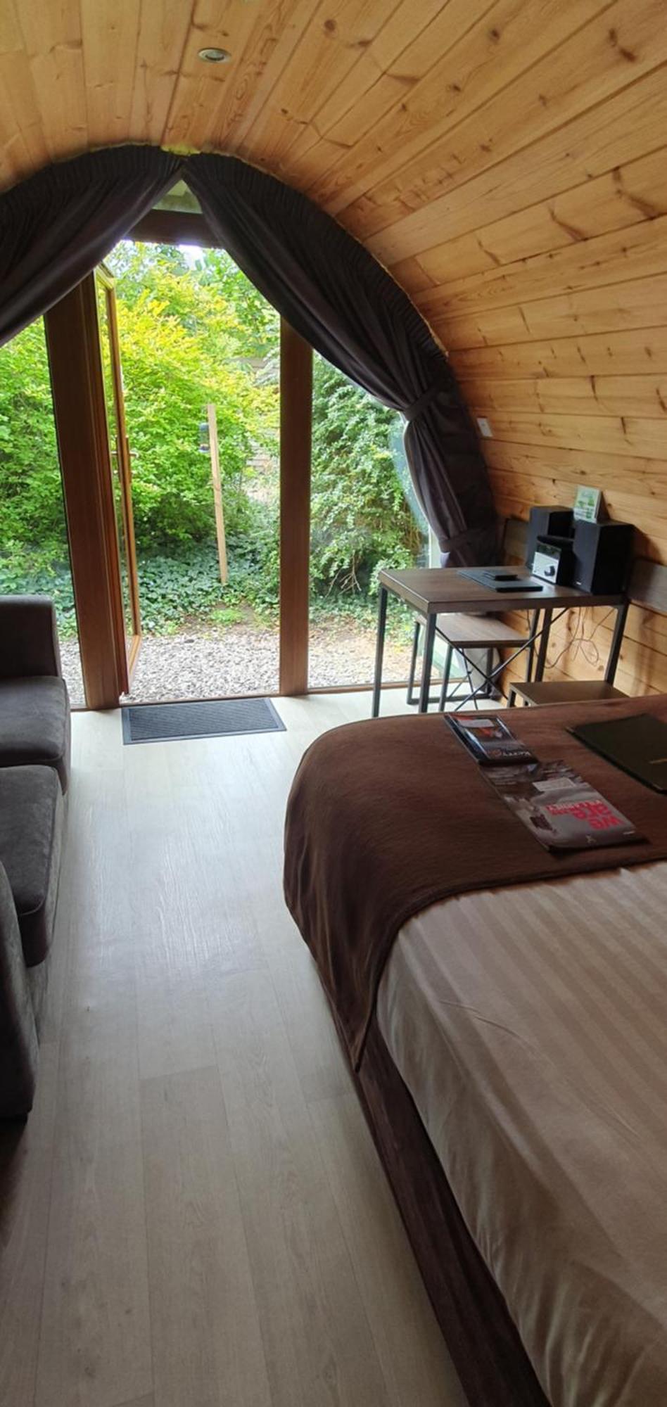 Priory Glamping Pods And Guest Accommodation 킬라니 외부 사진