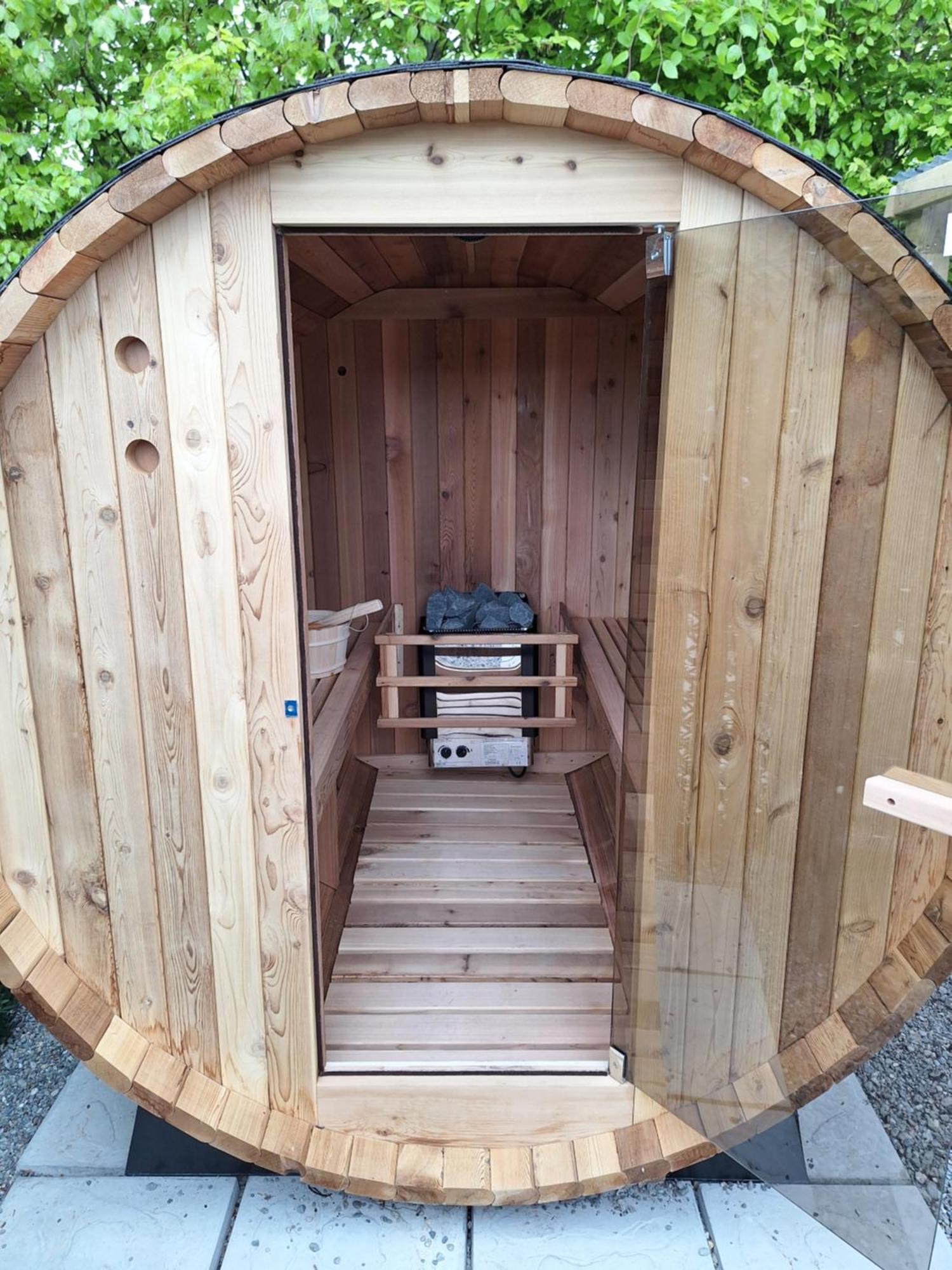 Priory Glamping Pods And Guest Accommodation 킬라니 외부 사진