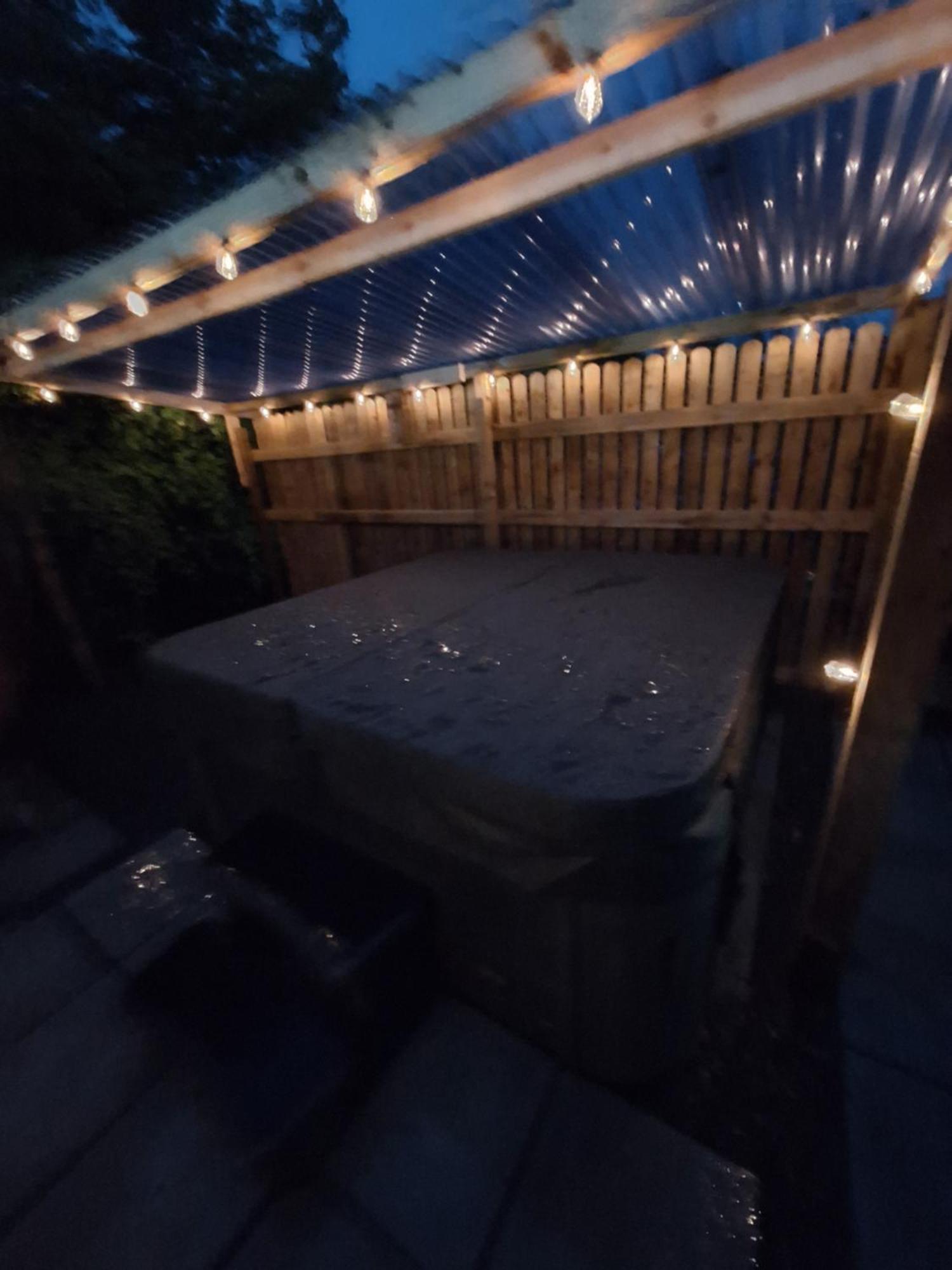 Priory Glamping Pods And Guest Accommodation 킬라니 외부 사진